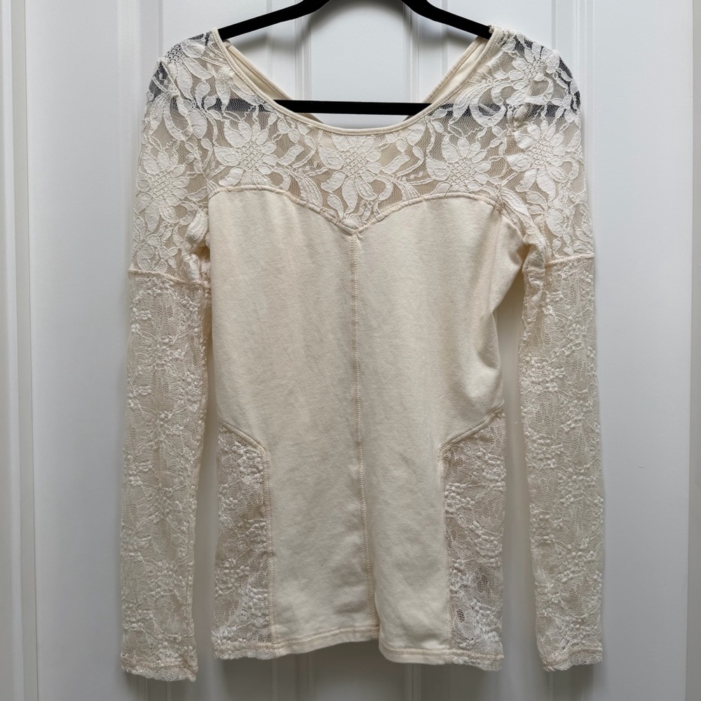 FREE PEOPLE SWEET THANG CROSS BACK LACE PANEL LONG SLEEVE SHIRT CREAM MEDIUM